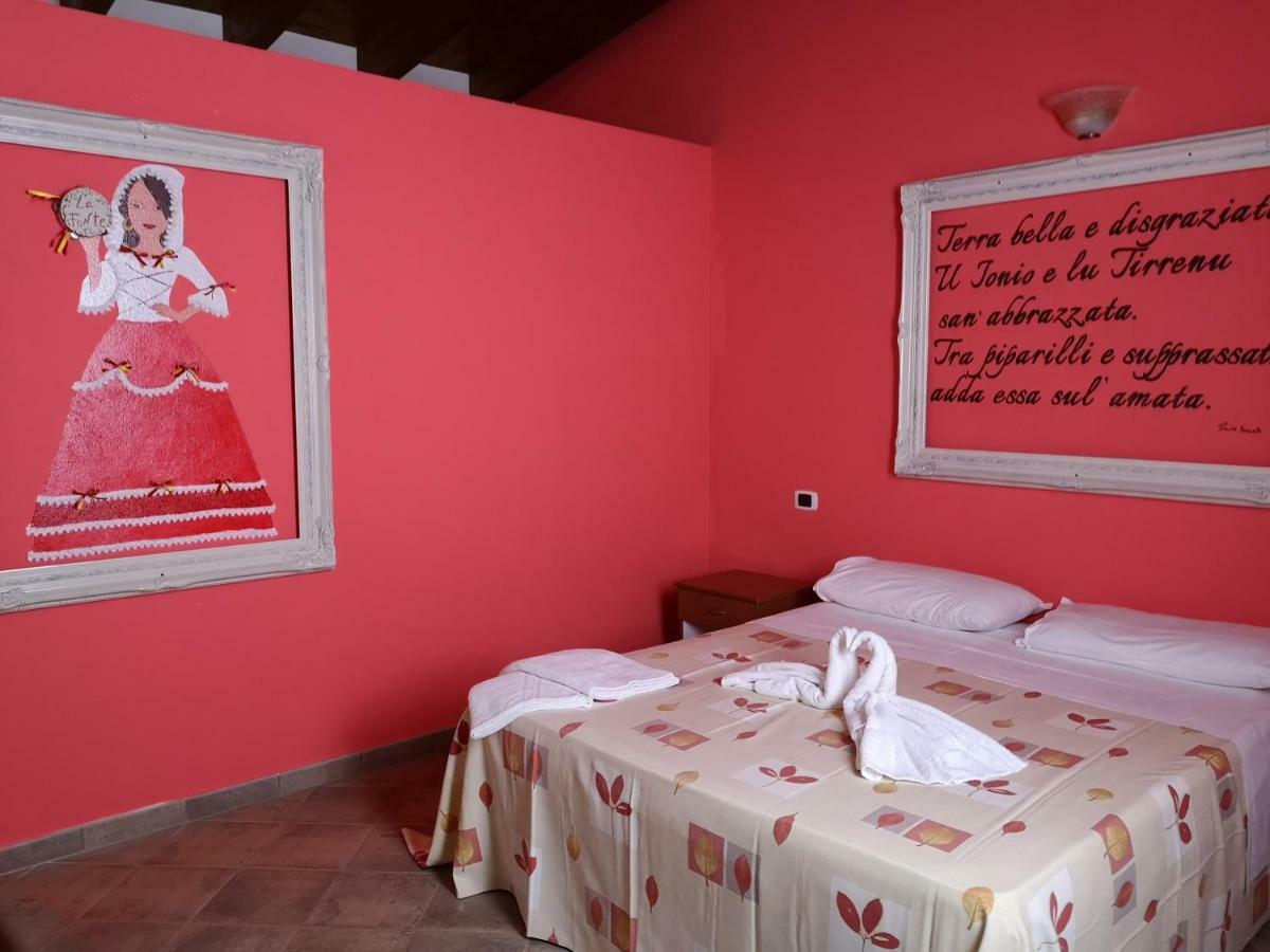 فيلا Azienda Agrituristica La Fonte بونيفاتي المظهر الخارجي الصورة