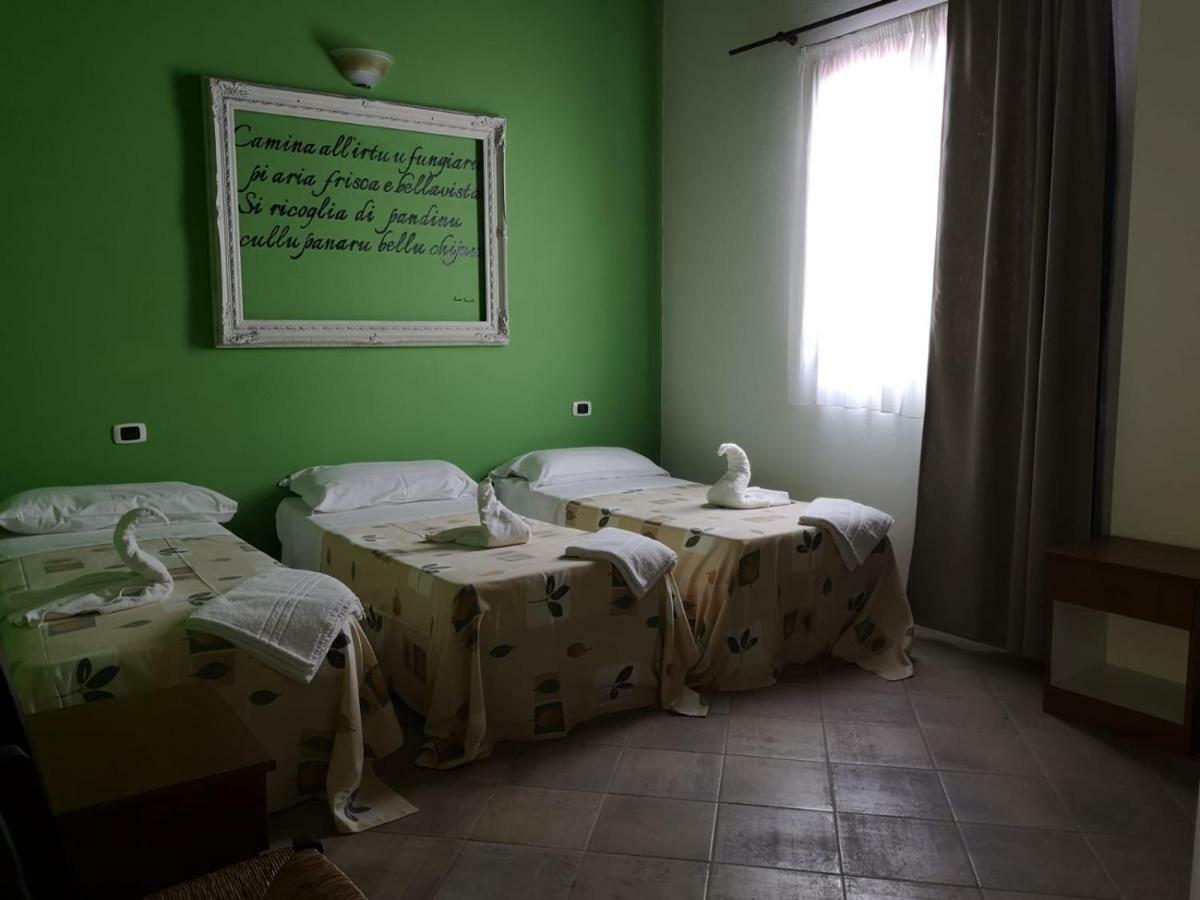 فيلا Azienda Agrituristica La Fonte بونيفاتي المظهر الخارجي الصورة