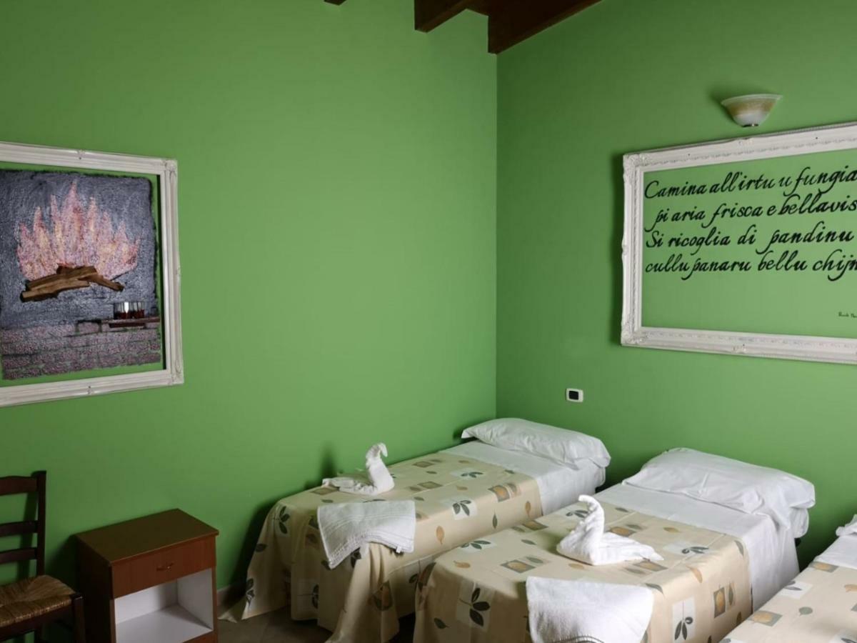 فيلا Azienda Agrituristica La Fonte بونيفاتي المظهر الخارجي الصورة